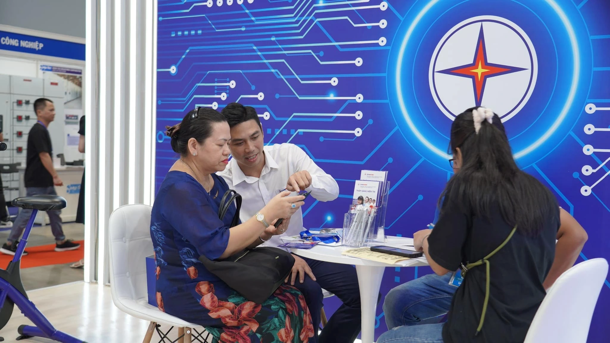 Trợ Lý Đắc Lực 0 Đồng – Giải Pháp Thanh Toán Hóa Đơn Điện Tiện Lợi Cùng EPoint